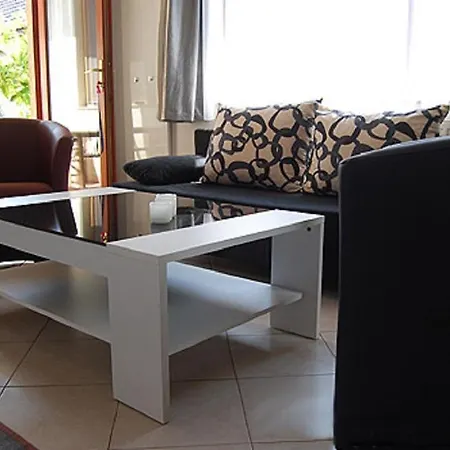 Apartment- Andrew 1